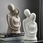 Statue Couple Design